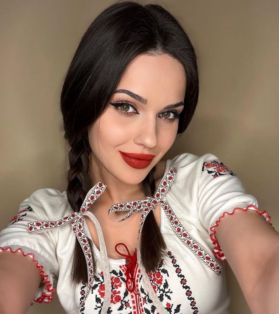 Индивидуалка Ксюша фото № 2 в городе Канаш