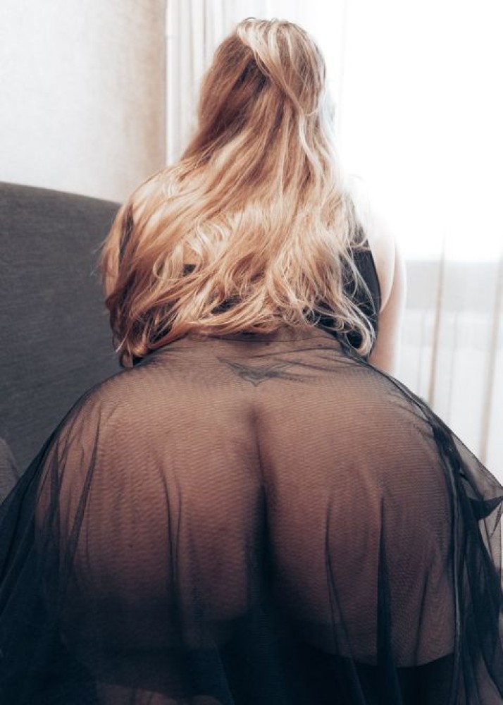 Индивидуалка Алёна фото № 2 в городе Канаш