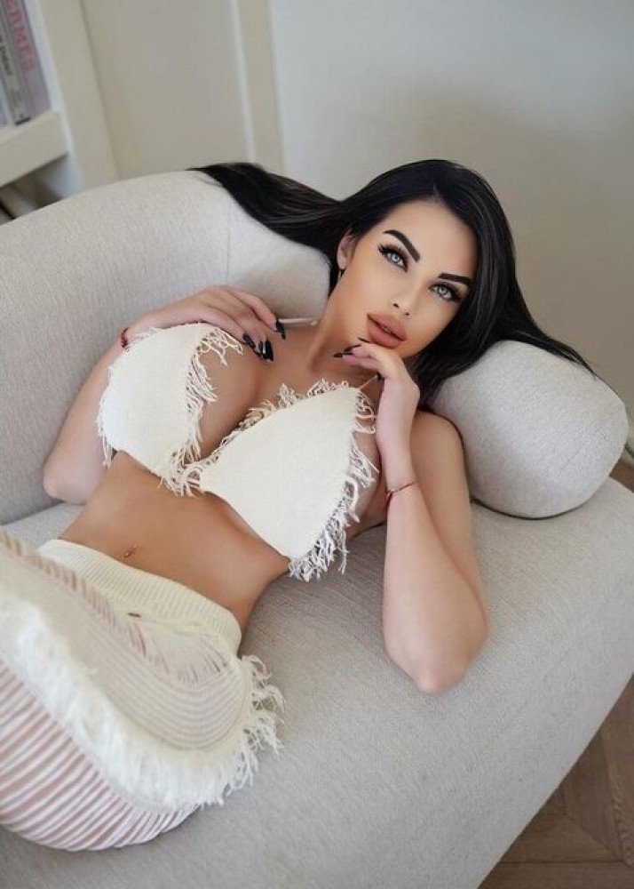 Индивидуалка Карина фото № 2 в городе Канаш