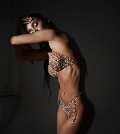 Клара, Г. Канаш